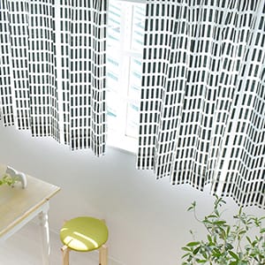 モノトーンカーテン