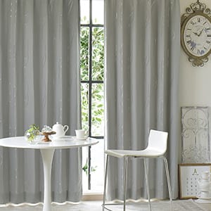 プチラグジュアリーテイストカーテン