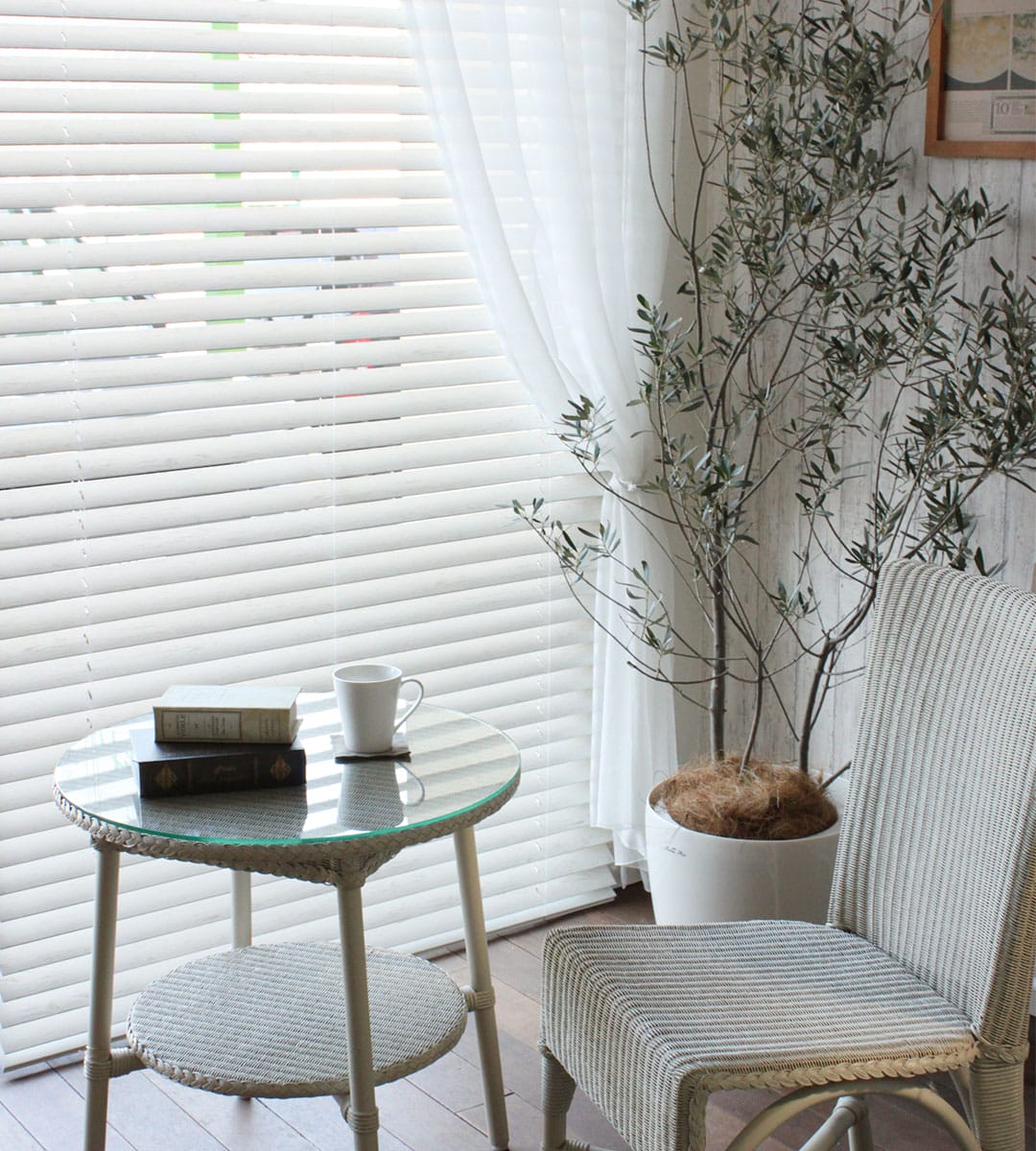 アンティークウッドブラインドアンティークホワイト