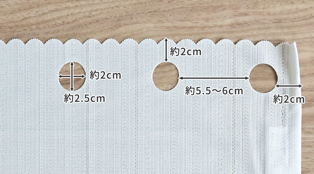 外からの視線をカット,外からの熱気冷気をカット,UVをカット,カフェカーテンカッティ