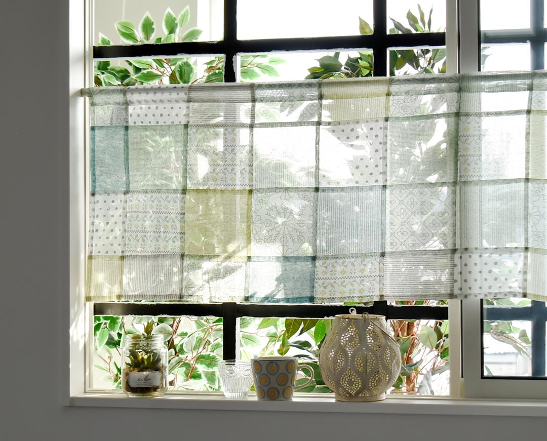 カフェカーテン　パッチワークラッシュ