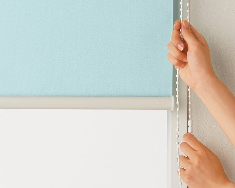 ニチベイロールスクリーンのチェーン式