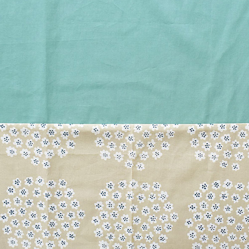 プケッティ(ベージュ)×ミントのカーテンサムネイル画像