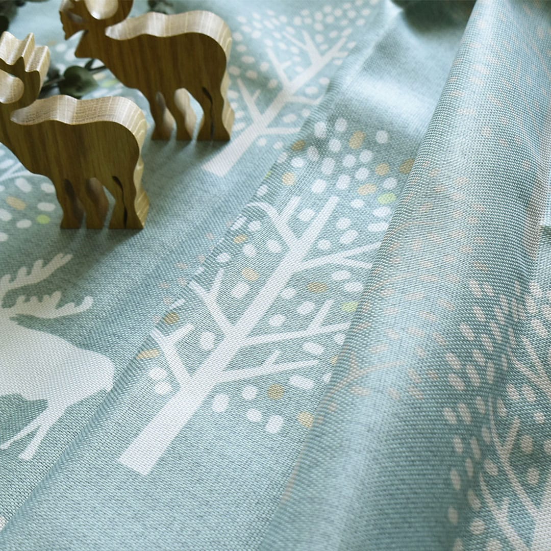 ヒュッテブルーの生地感が分かる生地アップ画像