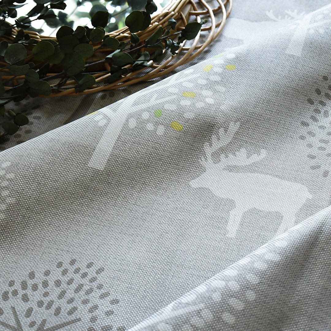 ヒュッテグレーの生地感が分かる生地アップ画像