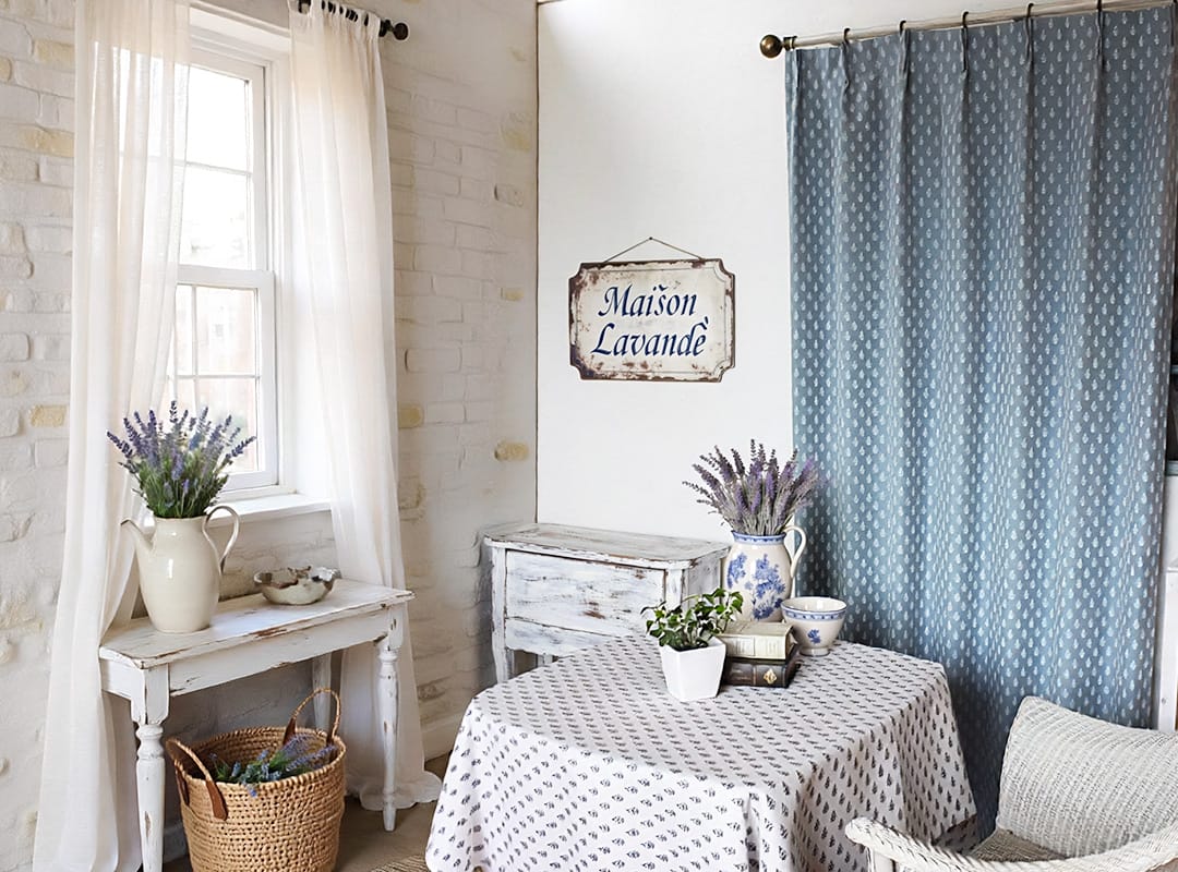 2級遮光 サコ ブルー 南仏風コーディネート