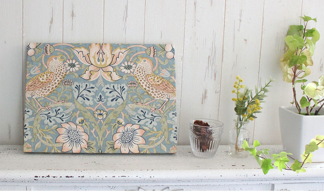 イチゴドロボウ　ファブリックパネル