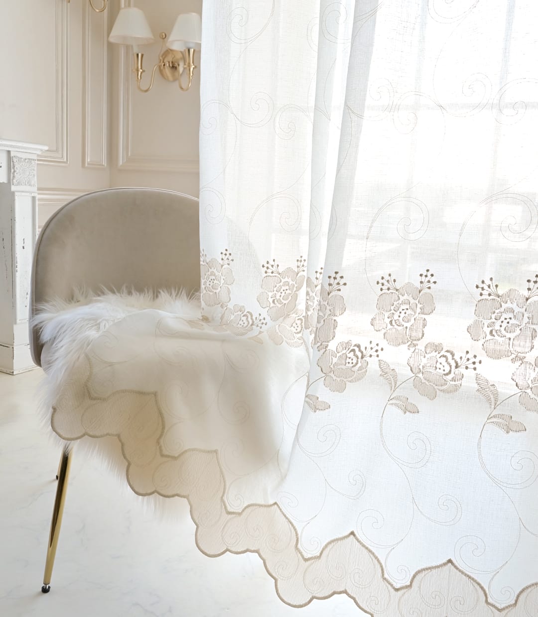 麻のような質感のトルコレースカーテン やわらかな光を通すナチュラルな風合い