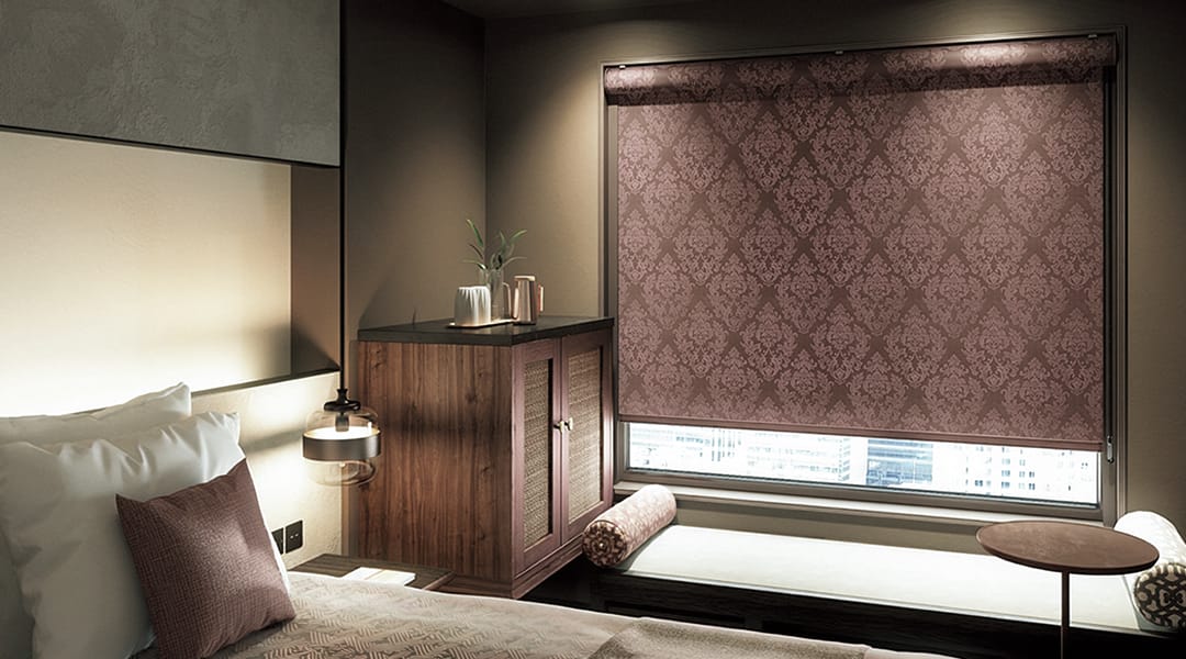 ロールスクリーン ピンクブラウン