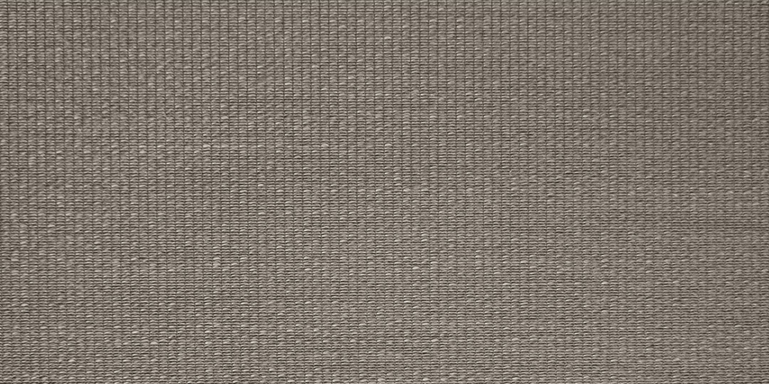 カーキブラウン