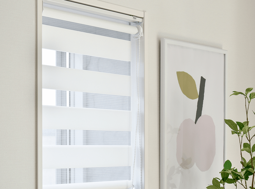 調光ロールスクリーンの仕組み 光を調整できる二重構造