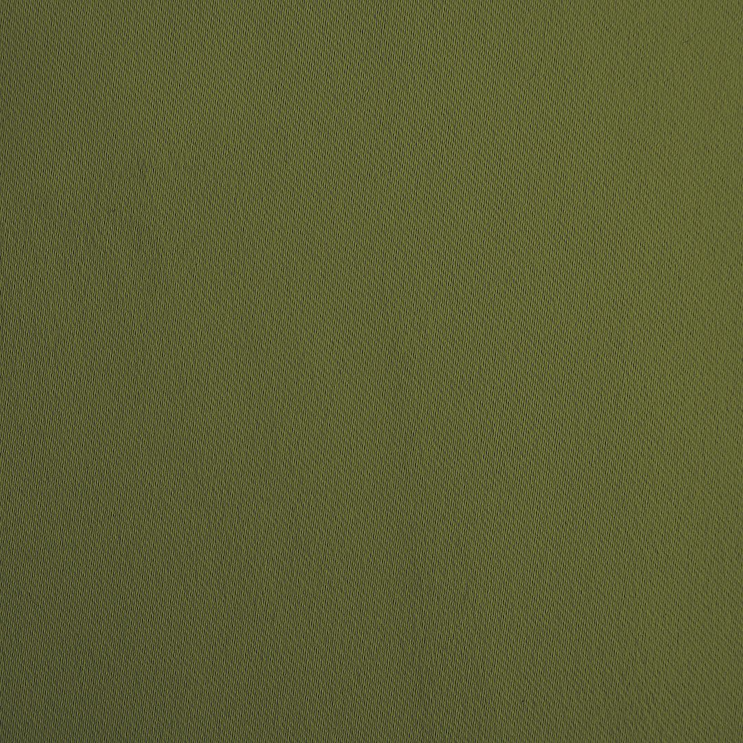 オリーブグリーン