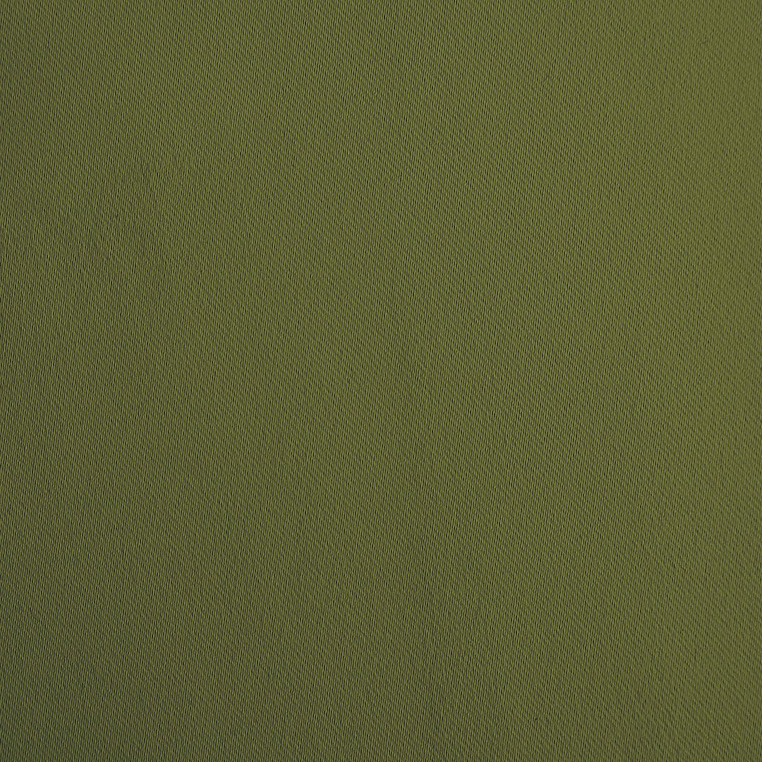 オリーブグリーン