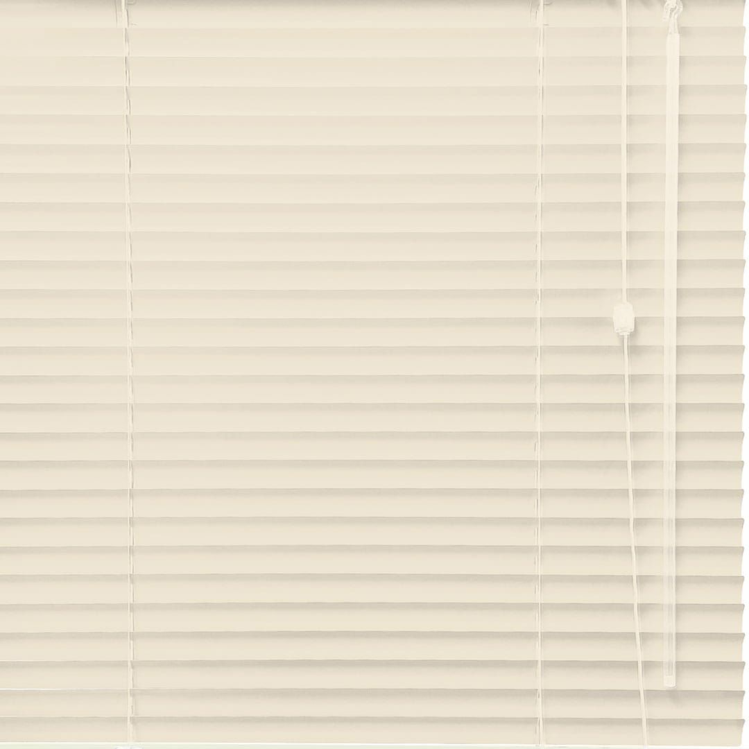 ナチュラルアイボリー