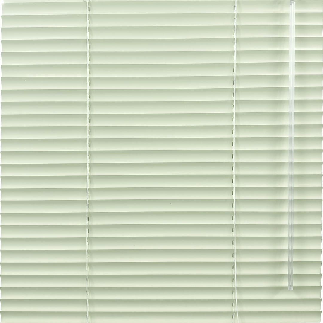 スカイグリーン