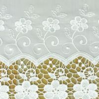 お花がいっぱいの刺繍が揺れる、愛らしい刺繍カフェカーテン| カーテン