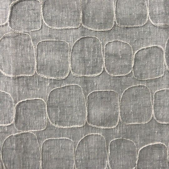 チャコールグレー