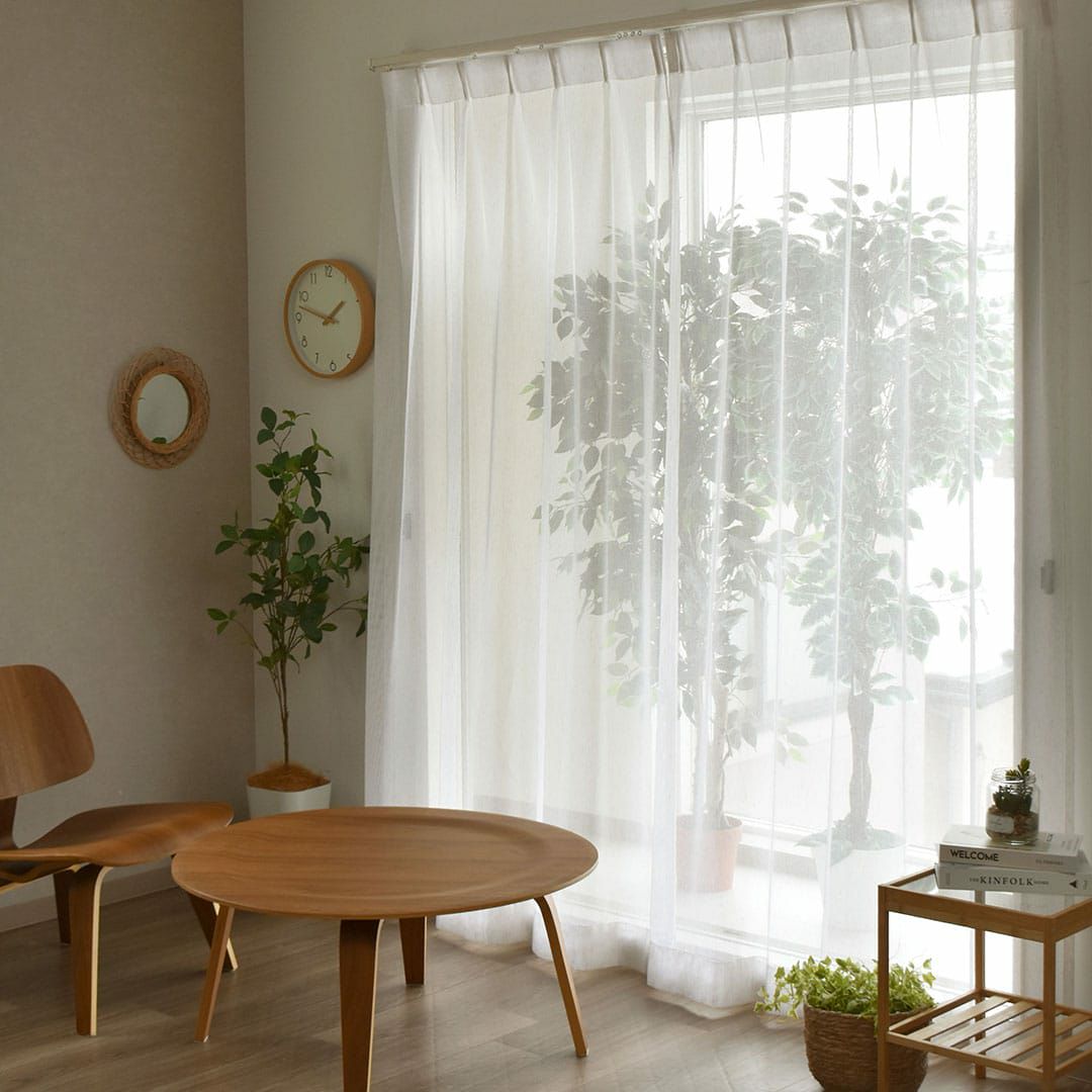 穴が開いても復元するセルフリペア猫専用レースカーテン「リストア