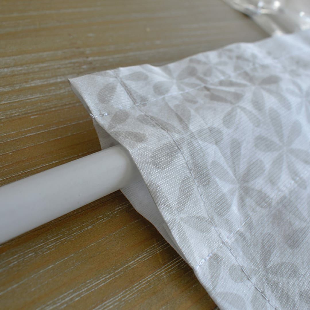 レースカフェカーテン】シオンシルエット | カーテン通販専門店カーテンズ