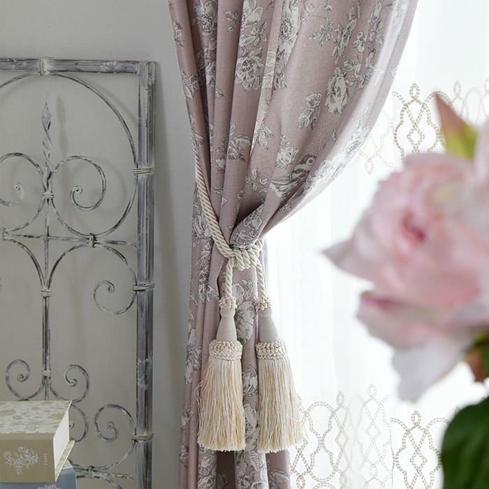 小鳥とバラが描かれたシャビーシックカーテン | カーテン通販専門店