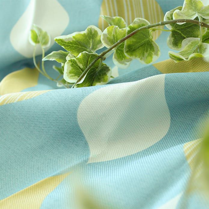 ブルー