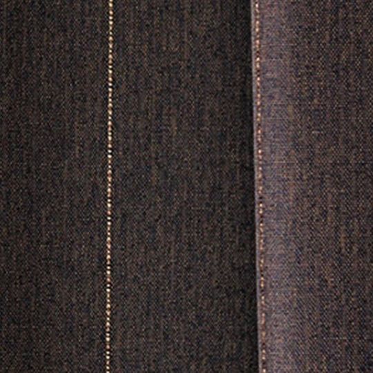 ダークブラウン