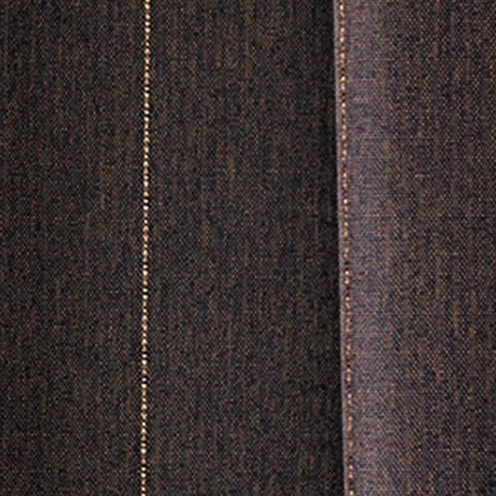 ダークブラウン