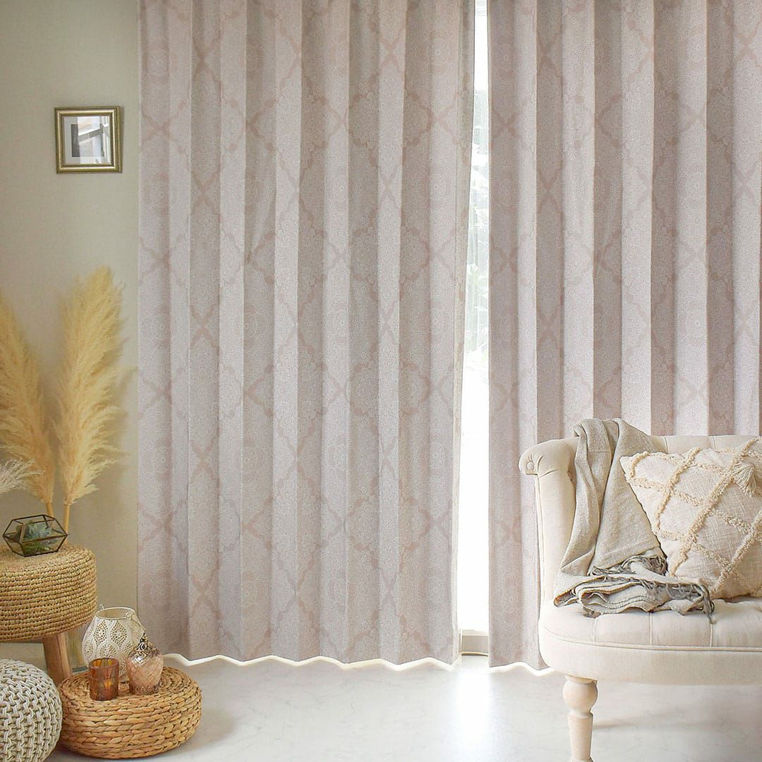 ダマスク柄のデザインの完全遮光・防音・遮熱カーテン「ダマスクス