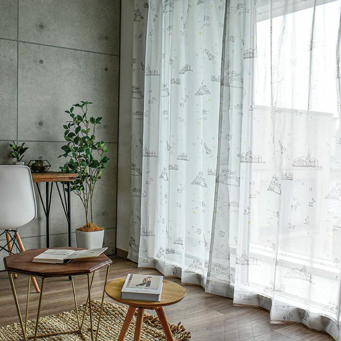 わくわくが詰まったレースカーテン「ひみつきち」 | カーテン通販専門