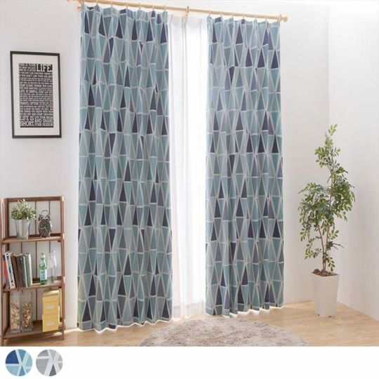 ヨーロッパの古町に迷い込んだような、小さな紋様柄のかわいい遮光