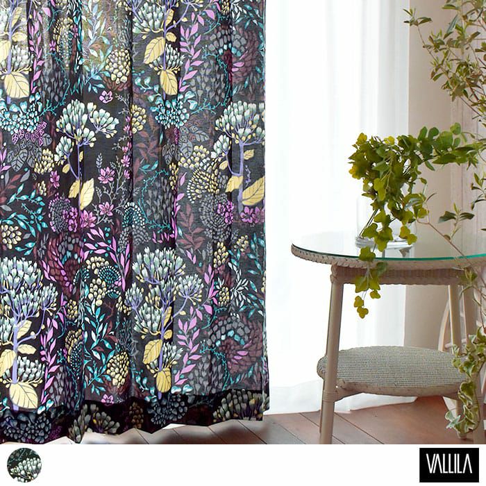 みずみずしく憂いのある植物が描かれた、美しいパターンデザイン