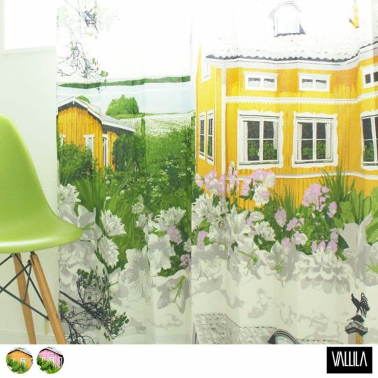 フィンランドの湖のほとりにある草木やお家がかわいくデザインされた