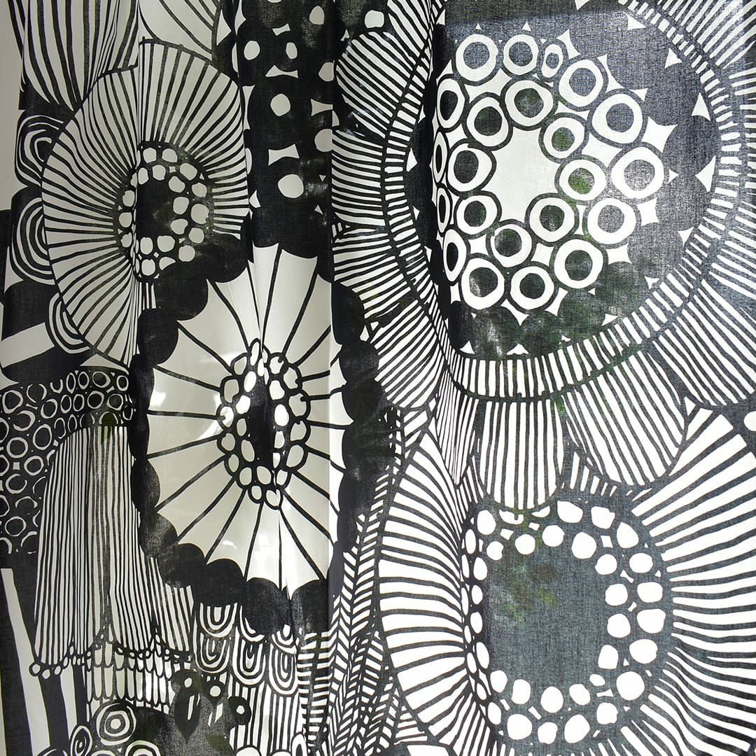 ホワイト×ブラック